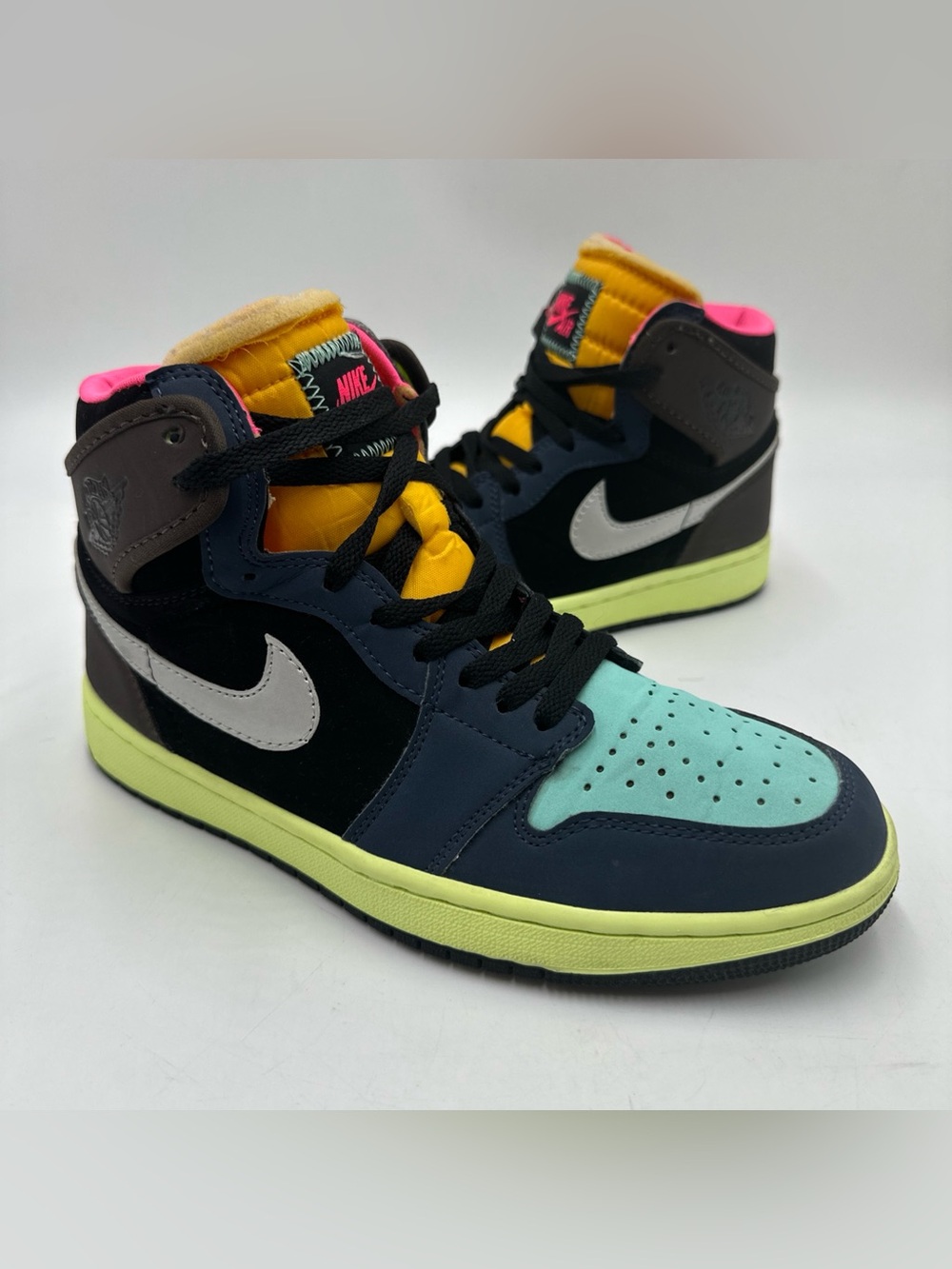 Nike Air Jordan 1 Retro High OG Tokyo Bio Hack Size 8 555088-201 No Box